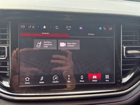 Used 2025 Dodge Durango GT AWD/4WD image 19