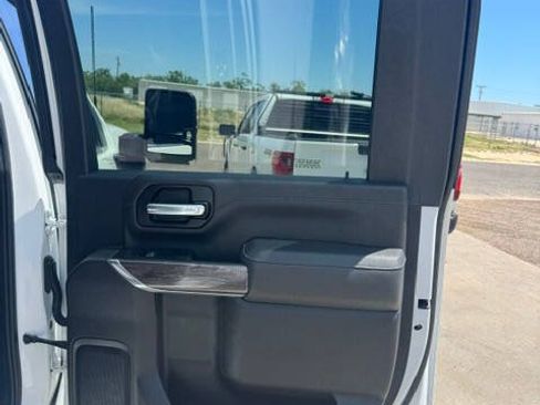 Used 2023 Chevrolet Silverado 2500 LTZ w/ Gooseneck/5TH Wheel Package AWD/4WD image 26