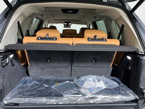 New 2026 BMW X7 xDrive40i image 16