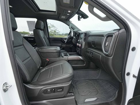 Used 2021 GMC Sierra 2500 Denali w/ Denali Ultimate Package AWD/4WD image 24