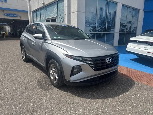 Used 2022 Hyundai Tucson SE FWD image 3