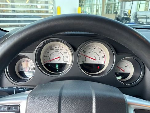 Used 2012 Dodge Challenger R/T image 17