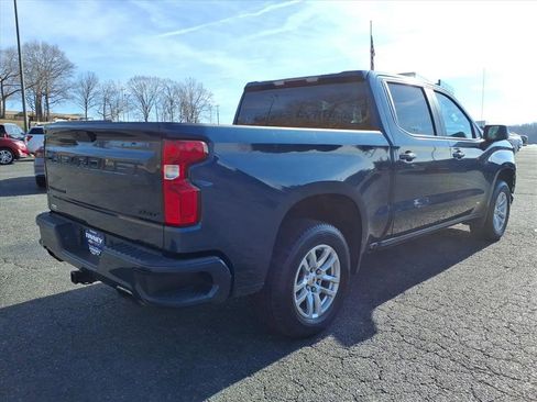 Used 2021 Chevrolet Silverado 1500 RST image 3