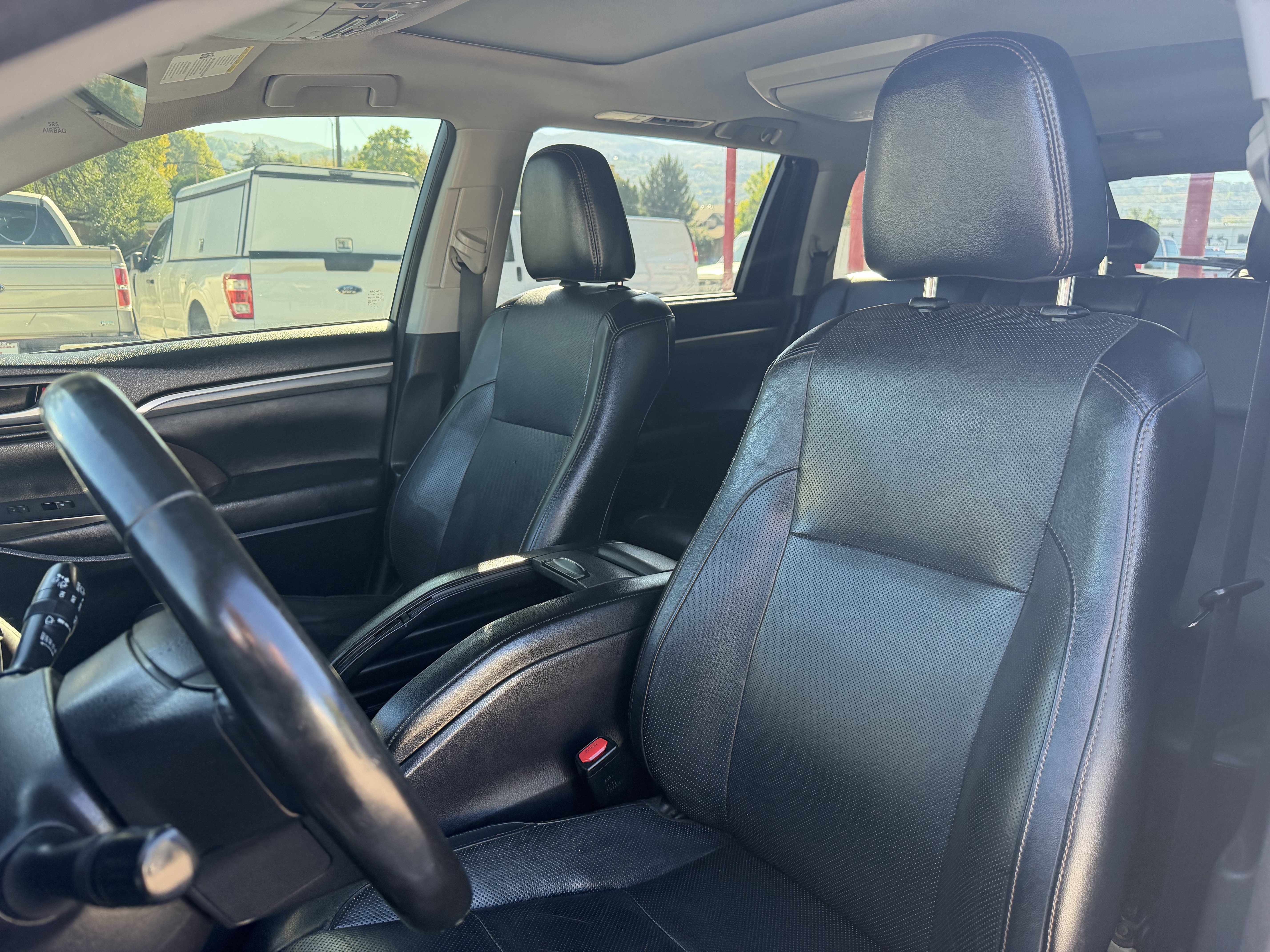 Used 2017 Toyota Highlander Limited FWD image 15