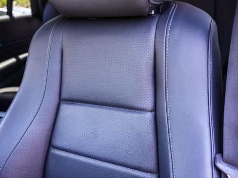 Used 2022 Mercedes-Benz GLS 450 4MATIC image 25