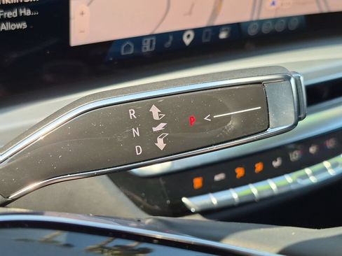 Used 2026 Cadillac Lyriq Sport AWD/4WD image 8