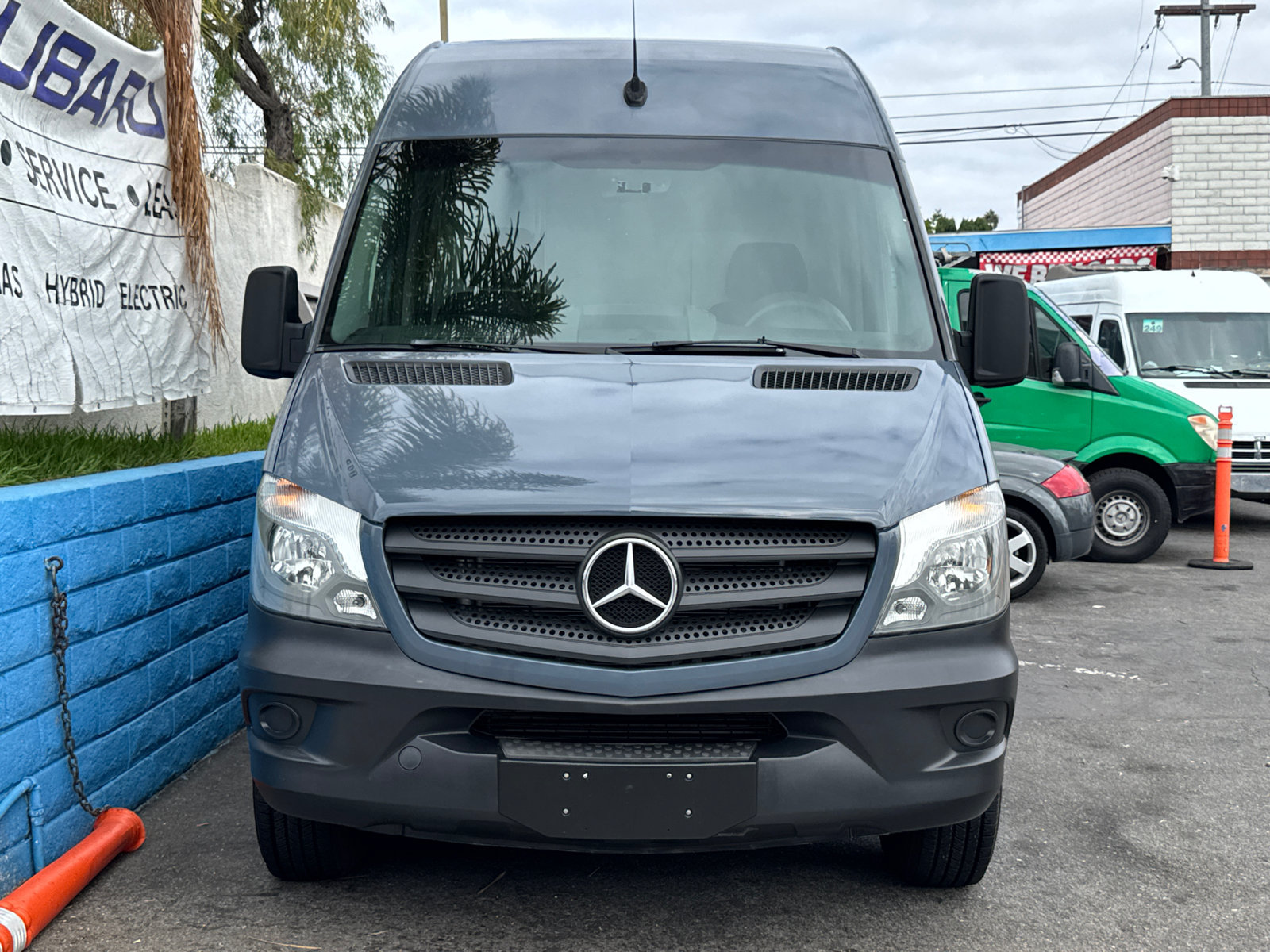 Used 2018 Mercedes-Benz Sprinter 2500 image 3