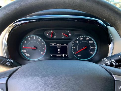 Used 2022 Chevrolet Traverse LS image 24