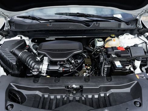 Used 2019 Chevrolet Blazer LT image 12