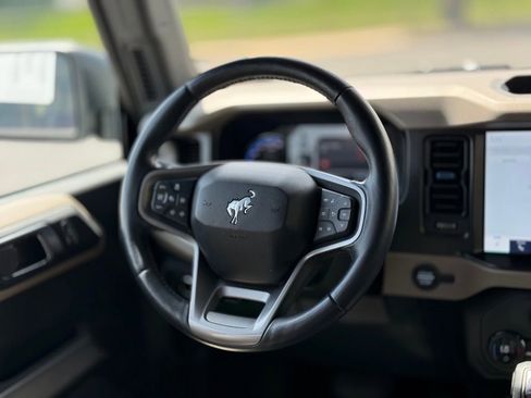 Used 2023 Ford Bronco Wildtrak AWD/4WD image 10