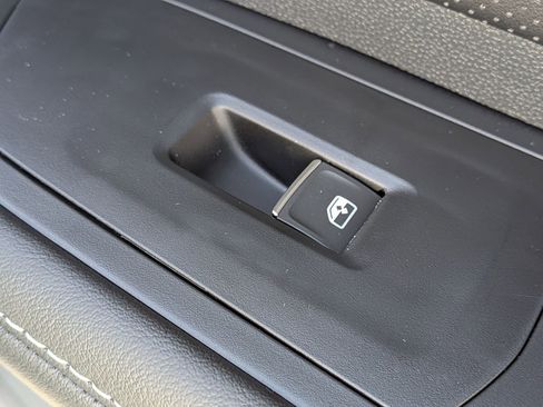 New 2026 Volkswagen Atlas SE image 35