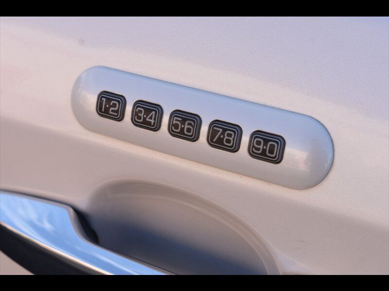 Used 2013 Lincoln MKX AWD image 54