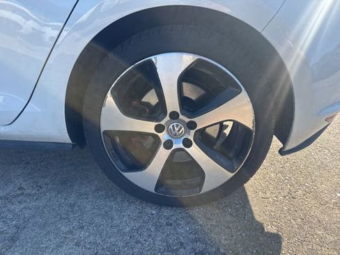 Used 2017 Volkswagen GTI S image 27