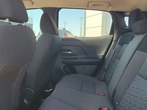 Certified 2025 Nissan Kicks SV image 11