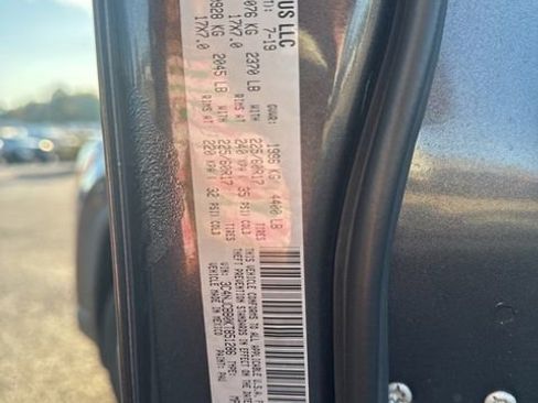 Used 2019 Jeep Compass Latitude image 35