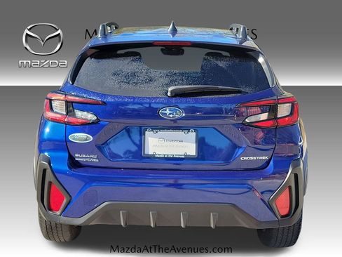 Used 2024 Subaru Crosstrek 2.0i Premium image 9