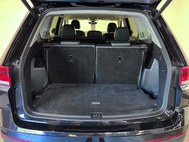 Certified 2024 Volkswagen Atlas SE FWD image 5