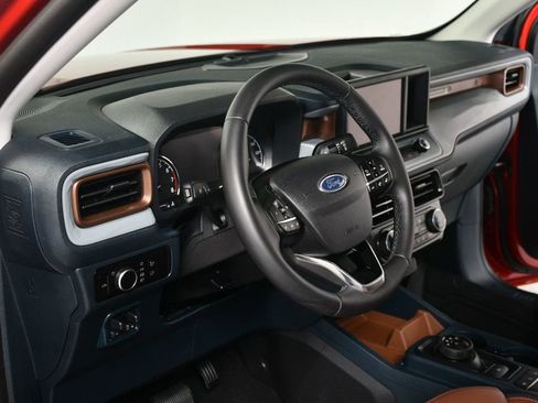 Used 2023 Ford Maverick Lariat image 25