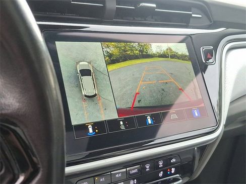 Used 2023 Chevrolet Bolt EUV Premier w/ Sun & Sound Package image 4