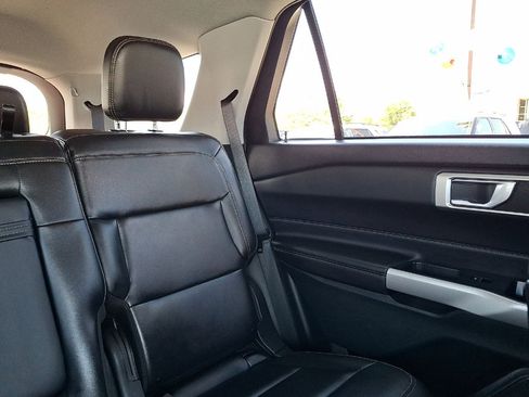 Certified 2023 Ford Explorer XLT w/ Equipment Group 202A AWD/4WD image 14
