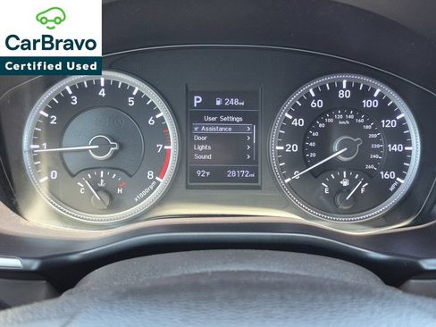 Used 2019 Hyundai Santa Fe SE FWD image 10