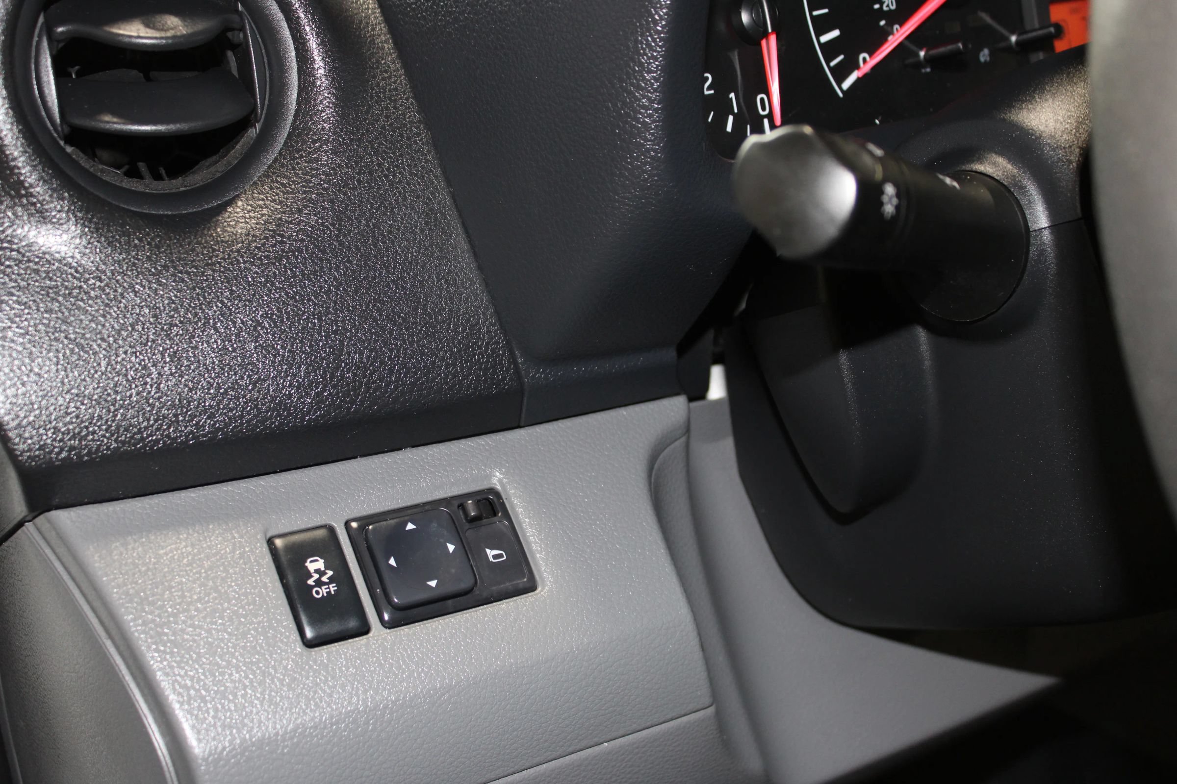Used 2018 Nissan NV200 SV FWD image 20