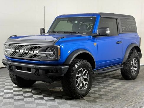 Used 2021 Ford Bronco Badlands AWD/4WD image 2