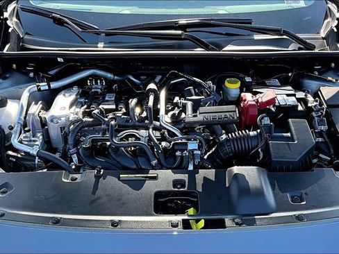 New 2026 Nissan Sentra SR w/ SR Premium Package FWD image 11