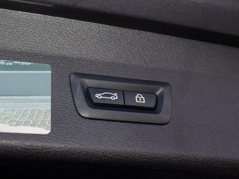 Used 2021 BMW X1 sDrive28i w/ Convenience Package image 14