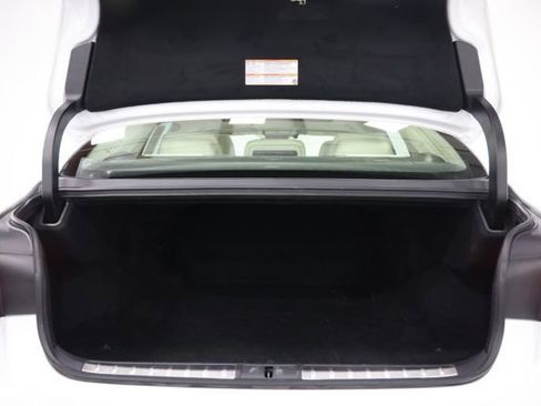 Used 2019 Lexus LS 500 AWD image 17