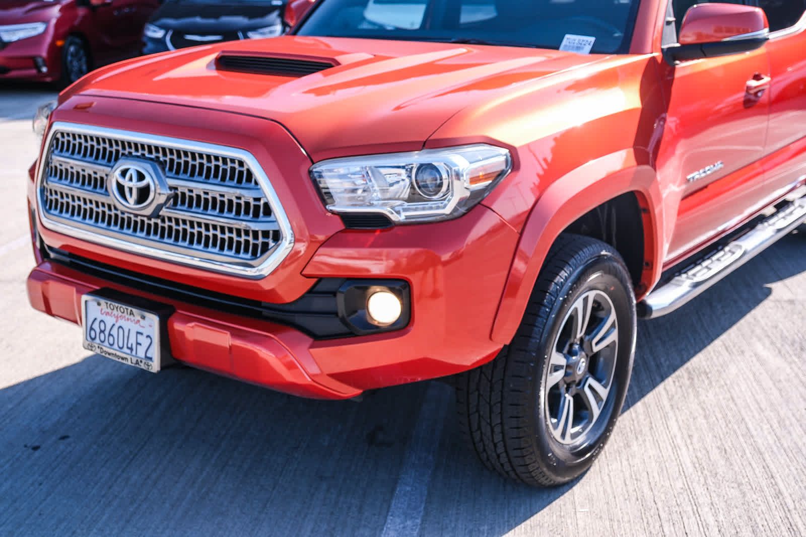 Certified 2017 Toyota Tacoma TRD Sport w/ Tow Package AWD/4WD image 11