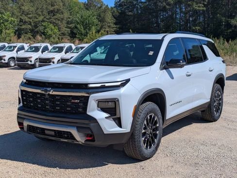 New 2026 Chevrolet Traverse Z71 image 5