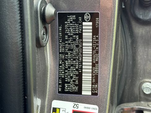 Used 2023 Toyota Camry SE FWD image 21