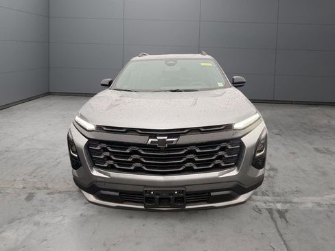 New 2026 Chevrolet Equinox LT w/ Convenience Package II AWD/4WD image 3