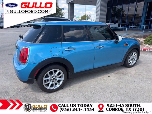 Used 2017 MINI Cooper 4-Door Hardtop FWD image 3