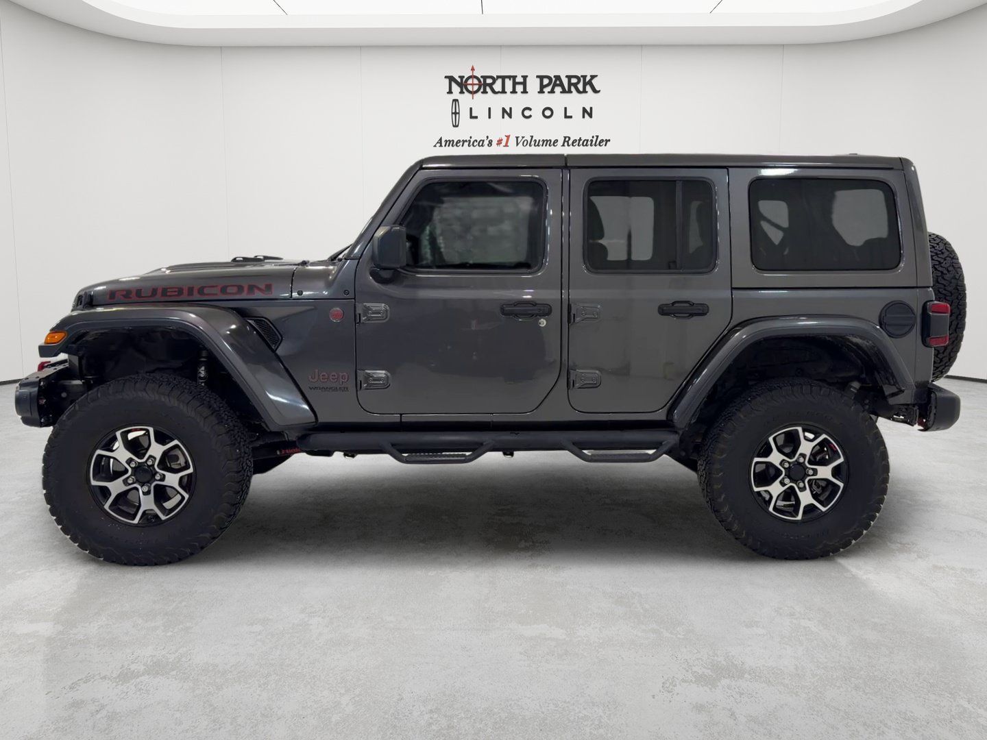 Used 2021 Jeep Wrangler Unlimited Rubicon AWD/4WD image 2