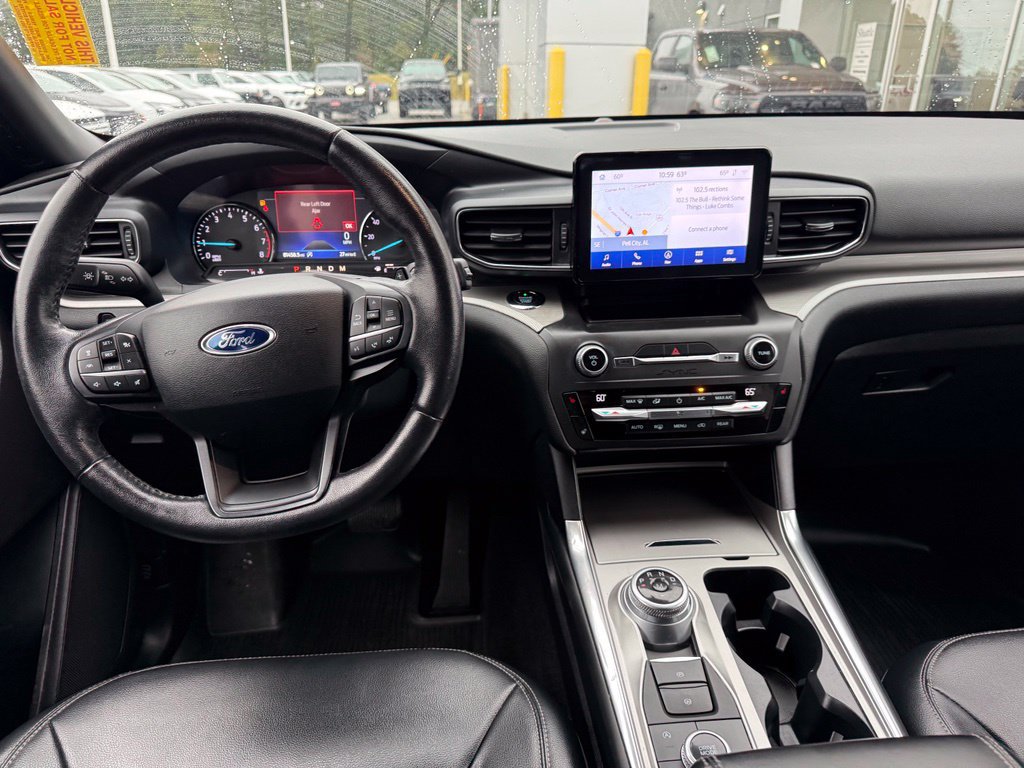 Used 2020 Ford Explorer XLT w/ Equipment Group 202A AWD/4WD image 8