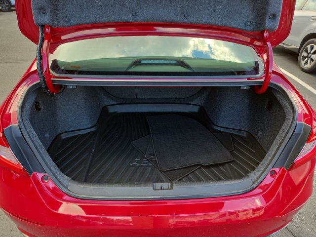 Used 2018 Honda Accord Sport image 17