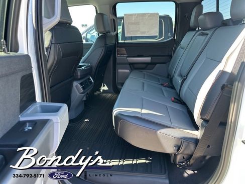 New 2025 Ford F150 Lariat w/ Equipment Group 501A Mid image 9