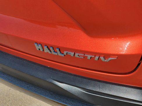 Certified 2024 Chevrolet Trax ACTIV w/ Driver Confidence Package image 8