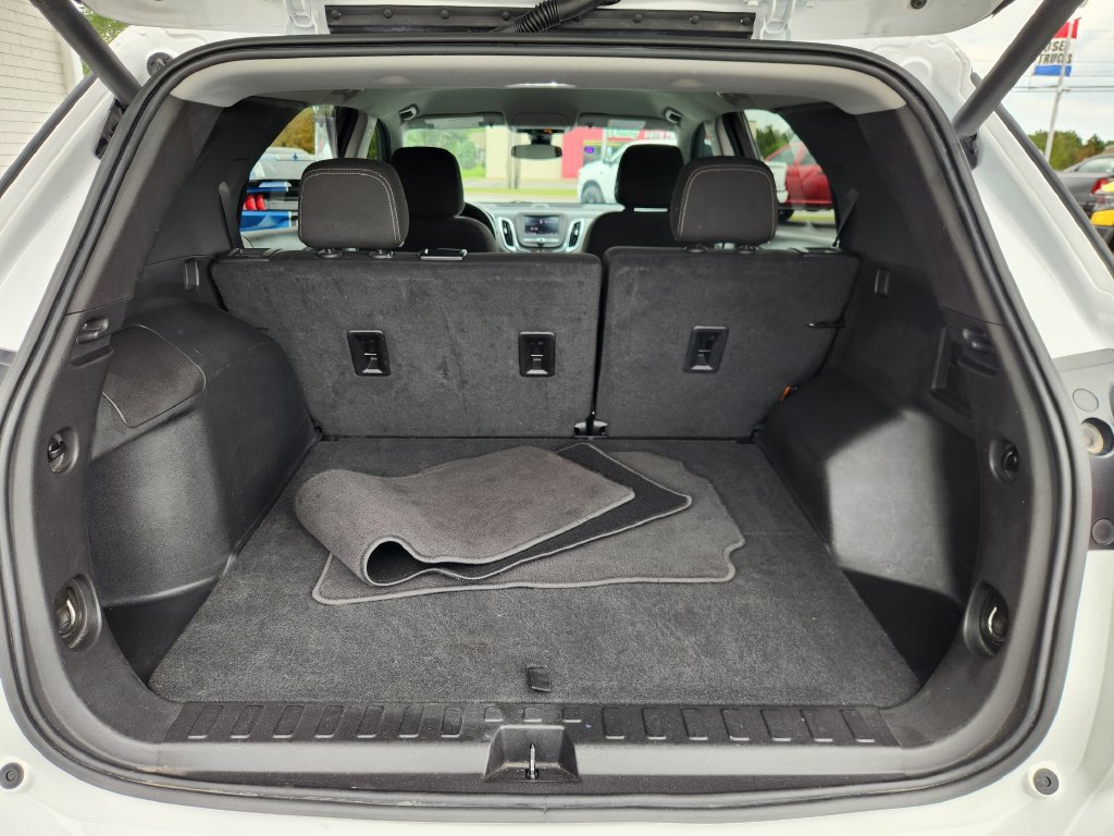 Used 2024 Chevrolet Equinox LT AWD/4WD image 15