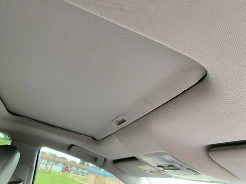 Used 2016 Toyota Highlander Limited AWD/4WD image 21
