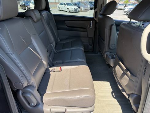 Used 2016 Honda Odyssey Touring Elite image 39
