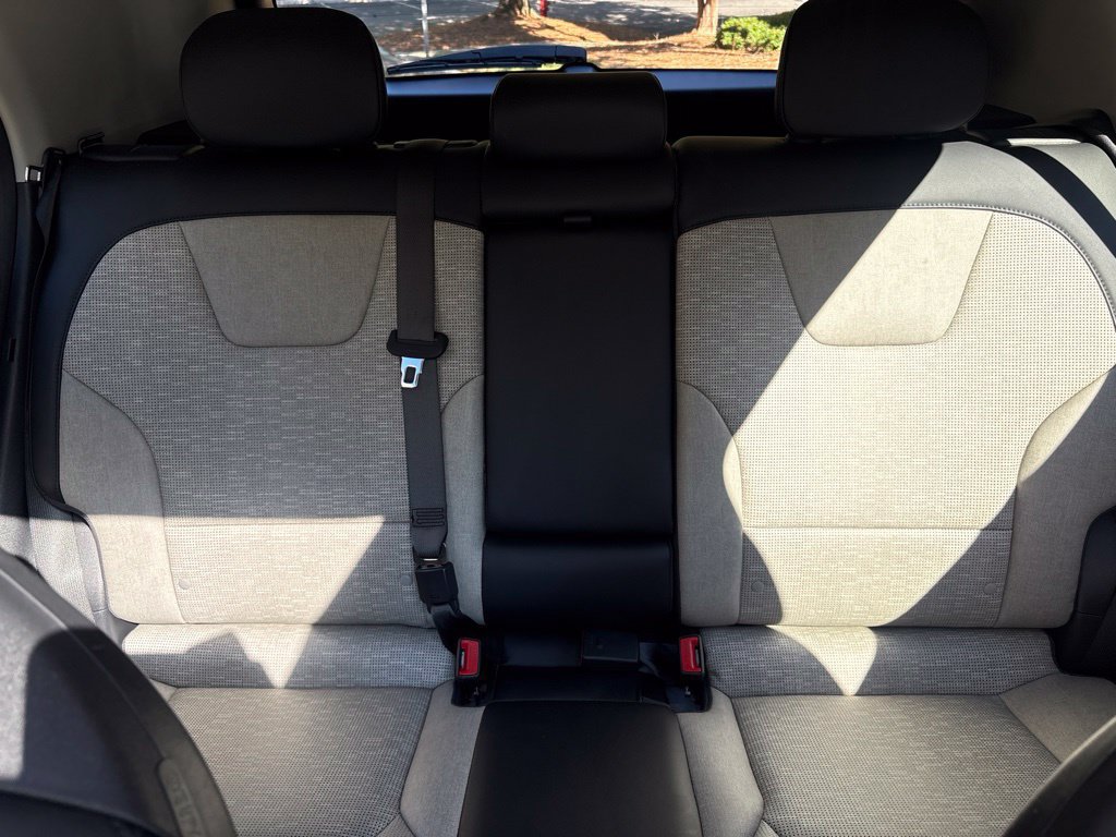 Used 2023 Kia Niro Wave FWD image 14
