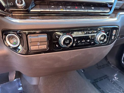 Used 2023 GMC Sierra 1500 Elevation image 30