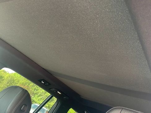 Used 2024 Mercedes-Benz GLS 450 4MATIC image 29