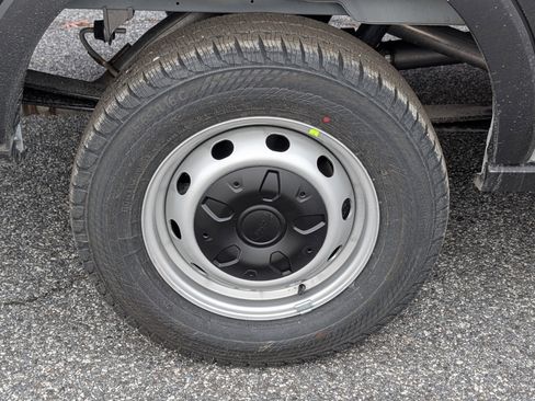 New 2026 Ford Transit 250 148 Medium Roof w/ Load Area Protection Package image 5