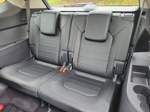 Used 2018 Volkswagen Atlas SEL Premium AWD/4WD image 17