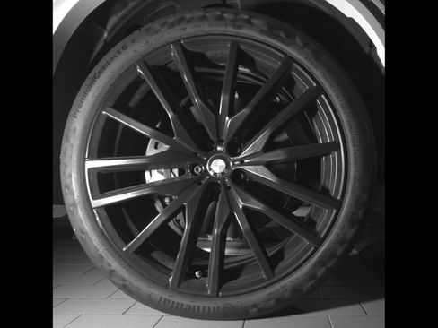Used 2024 BMW X5 sDrive40i w/ Executive Package RWD image 10