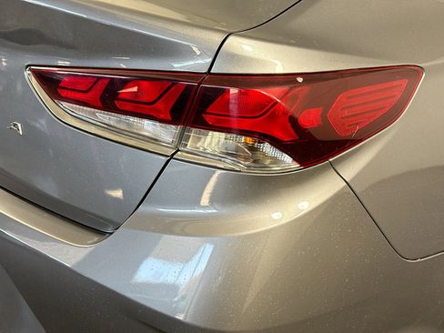 Used 2019 Hyundai Sonata SE image 33